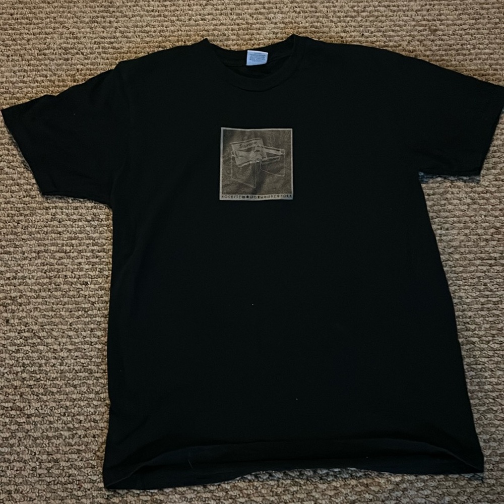 Supreme tee